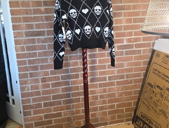 No Boundaries Black and White Skull Cardigan - Picture 5 of 5